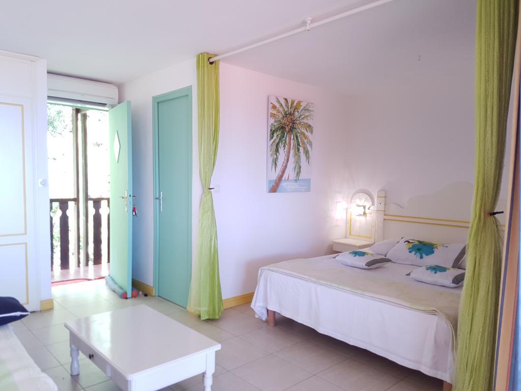 Les Hauts De Caritan Sainte-Anne Ngoại thất bức ảnh